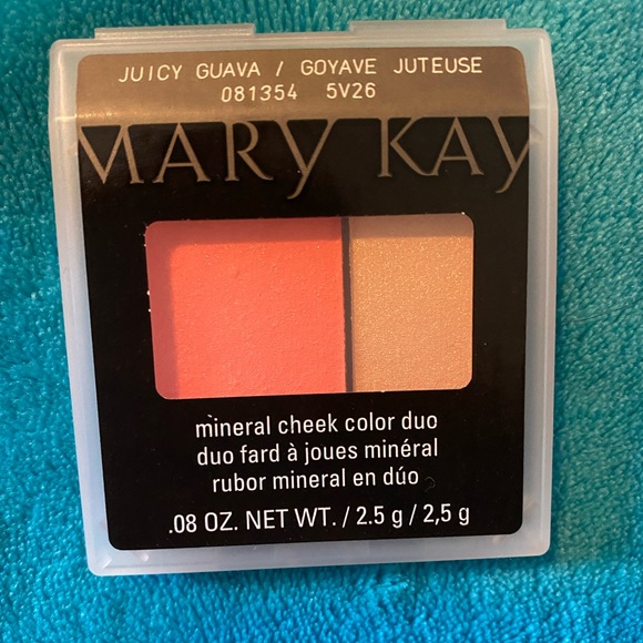 Mary Kay mineral cheek colour duo - Picture 2 of 2